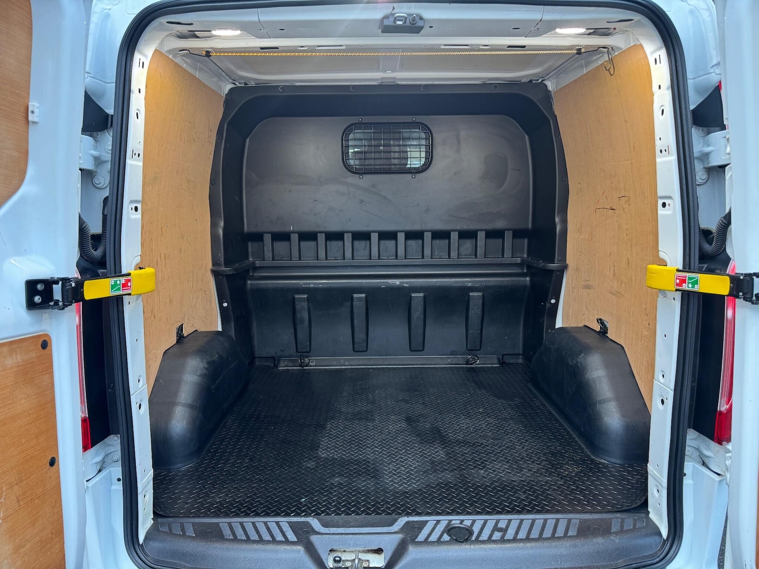 Used Ford Transit Custom 2019 for sale - 76753043: Photo 10