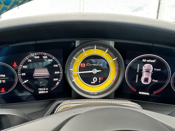 Used Porsche 911 2023 for sale - 75740846: Photo 23