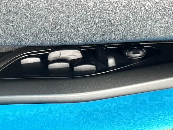 Used Porsche 911 2023 for sale - 75740846: Photo 37