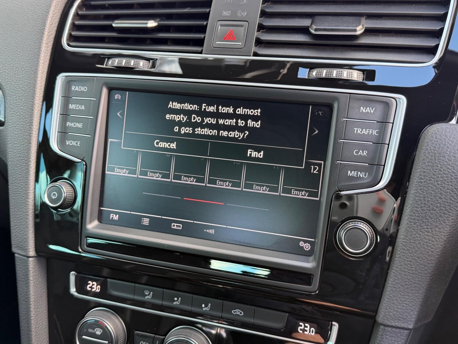 Used Volkswagen Golf for sale - 77724272: Photo 18