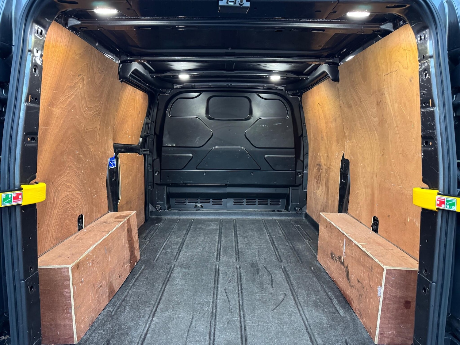 Used Ford Transit Custom 2020 for sale - 76522069: Photo 10