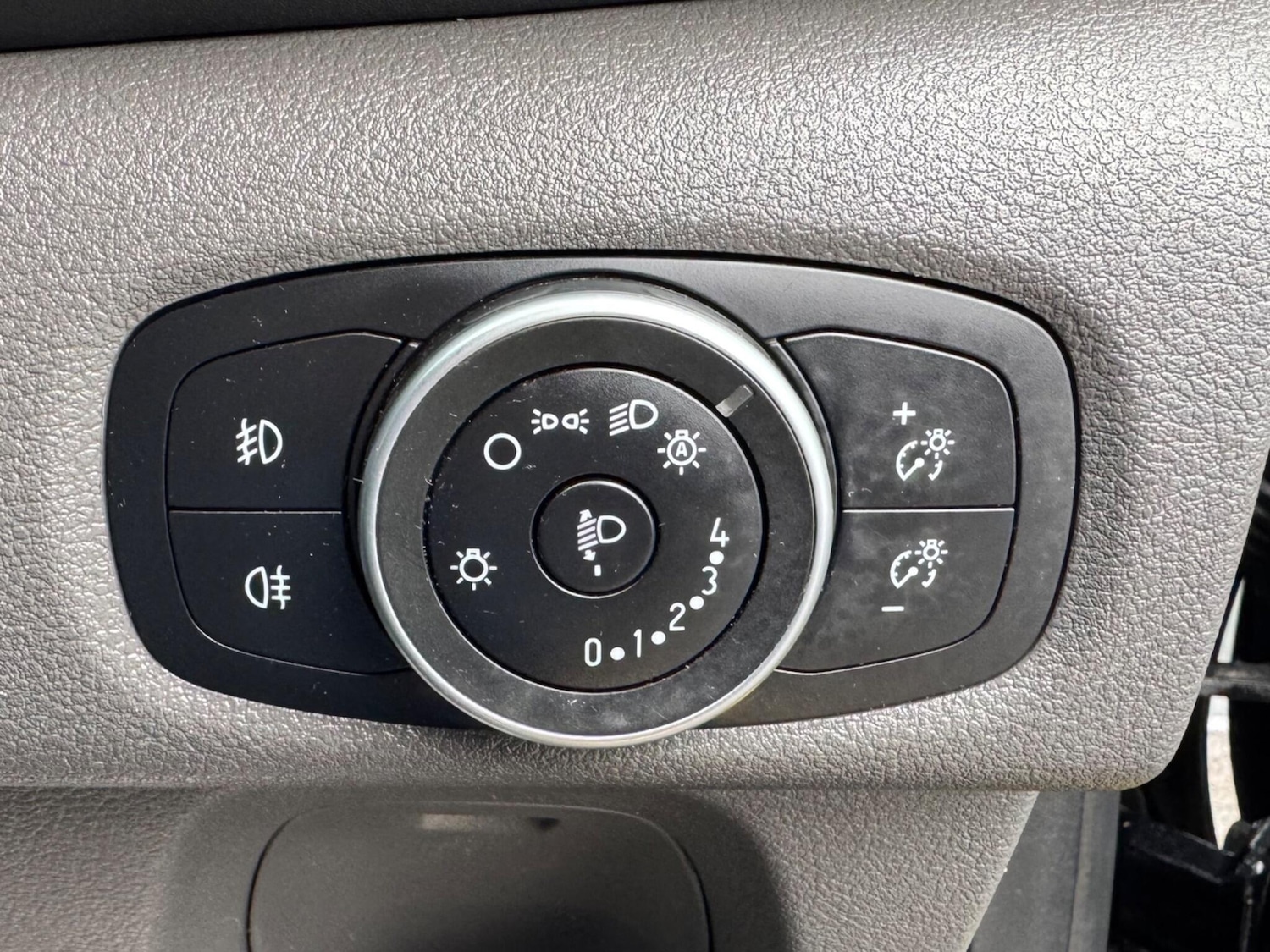 Used Ford Transit Custom 2020 for sale - 77808068: Photo 14