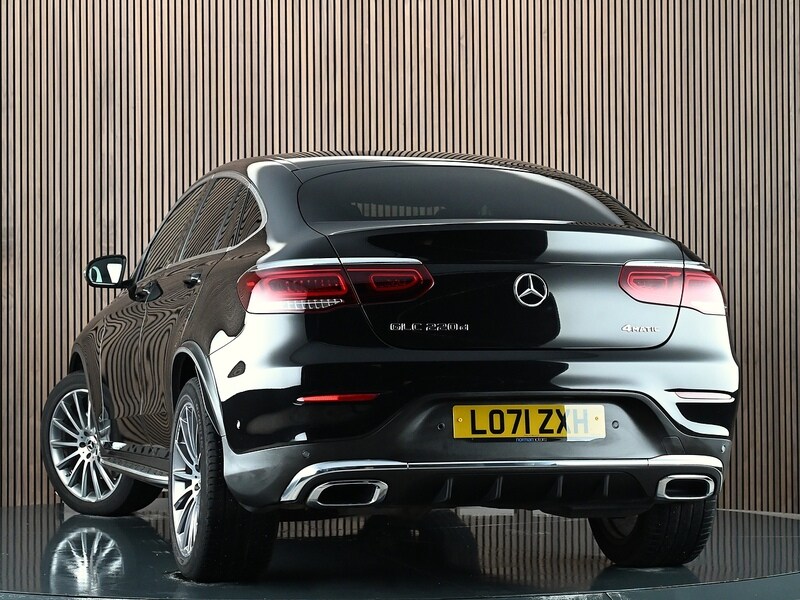 Used Mercedes-Benz GLC 2022 for sale - 77840761: Photo 2