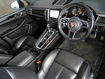 Used Porsche Macan 2018 for sale - 78443992: Photo