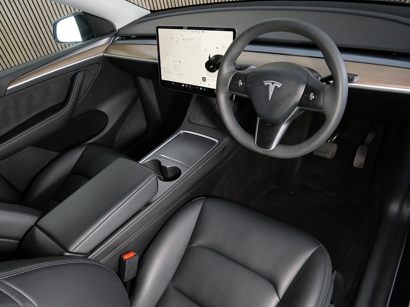 Used Tesla Model Y 2024 for sale - 78045160: Photo 3
