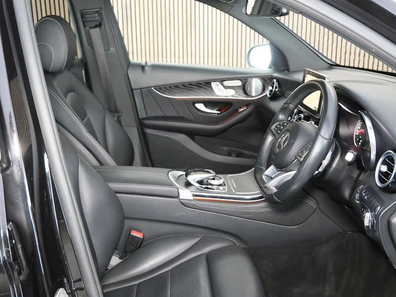 Used Mercedes-Benz GLC 2018 for sale - 78182235: Photo 30