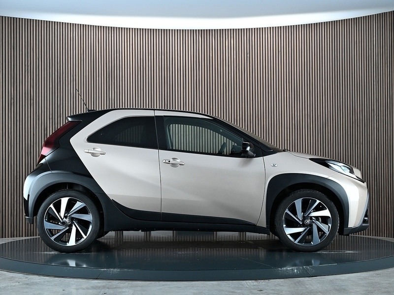 Used Toyota Aygo X 2023 for sale - 77423048: Photo 11