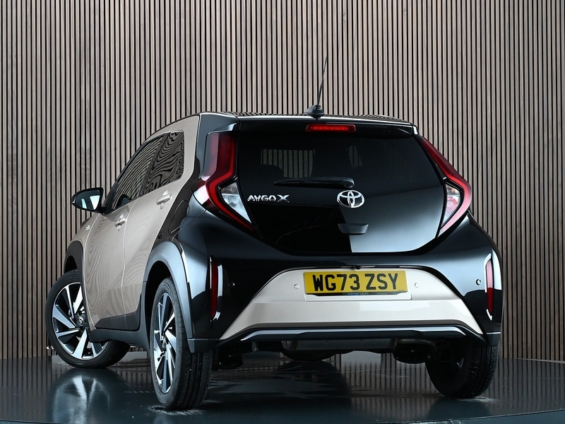 Used Toyota Aygo X 2023 for sale - 77423048: Photo 2