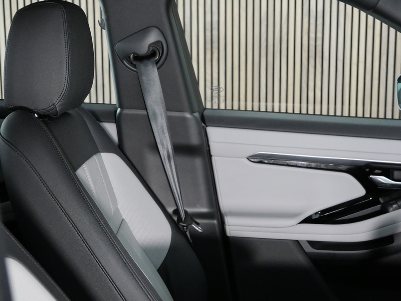 Used Land Rover Range Rover Evoque 2023 for sale - 77437833: Photo 31