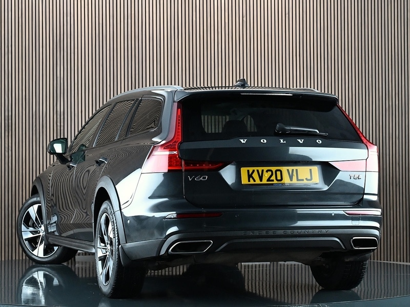 Used Volvo V60 2020 for sale - 77384825: Photo 2