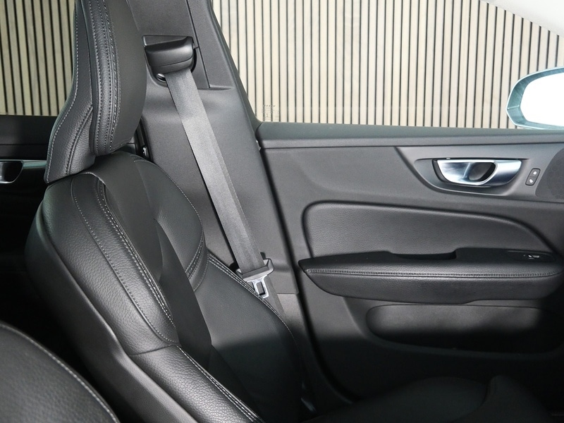 Used Volvo V60 2020 for sale - 77384825: Photo 31