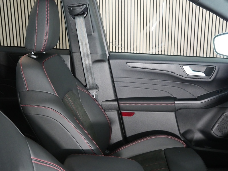 Used Ford Kuga 2024 for sale - 77840704: Photo 31