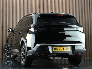 Used Peugeot 5008 2025 for sale - 78793971: Photo