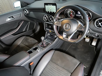 Used Mercedes-Benz A-Class 2016 for sale - 77840765: Photo