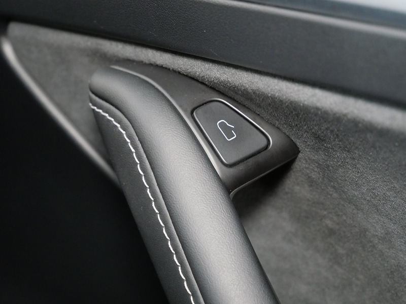 Used Tesla Model Y 2024 for sale - 78167994: Photo 42