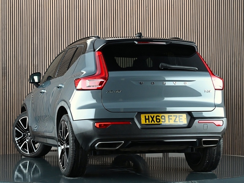 Used Volvo XC40 2020 for sale - 78012668: Photo 2