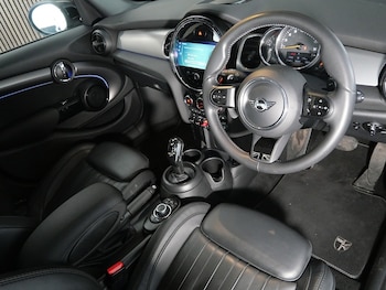 Used MINI Hatch 2022 for sale - 78484873: Photo