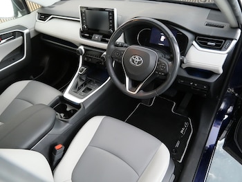 Used Toyota RAV4 2020 for sale - 78819747: Photo