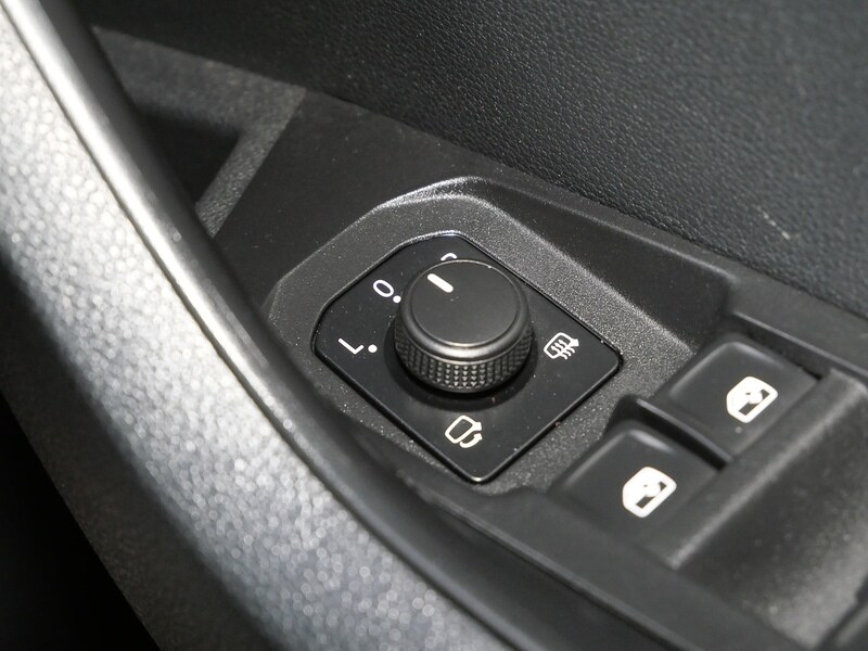 Used Skoda Karoq 2021 for sale - 77968014: Photo 41