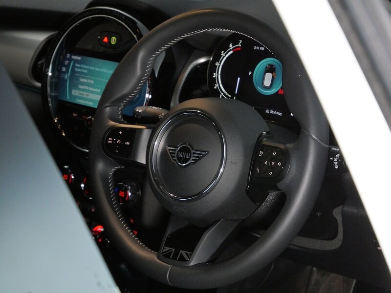 Used MINI Hatch 2023 for sale - 77840728: Photo 24