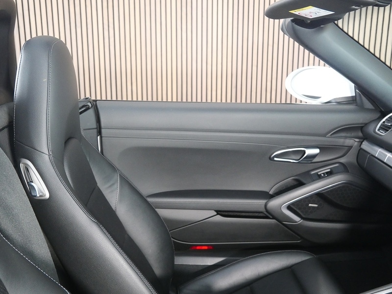 Used Porsche 718 Boxster 2017 for sale - 77384770: Photo 31