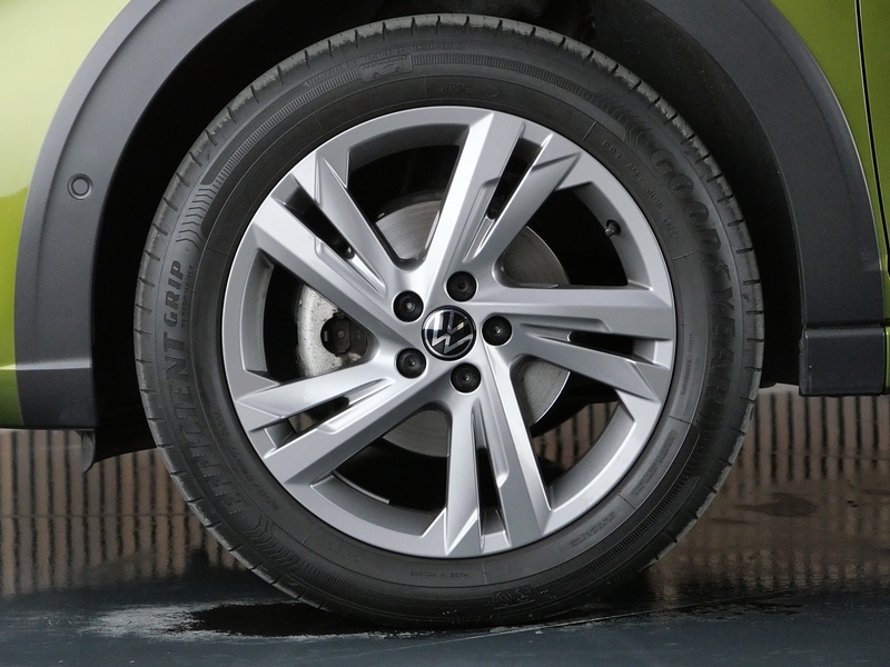 Used Volkswagen Taigo for sale - 77998376: Photo 45