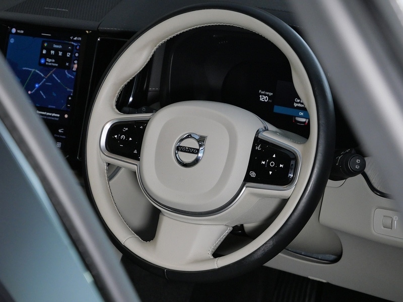 Used Volvo XC60 2021 for sale - 77953470: Photo 24