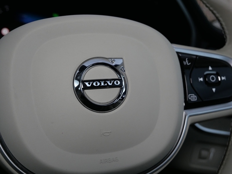 Used Volvo XC60 2021 for sale - 77953470: Photo 39