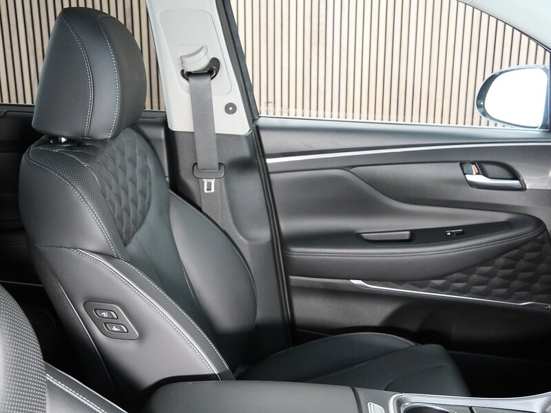 Used Hyundai Santa Fe 2022 for sale - 77840768: Photo 32