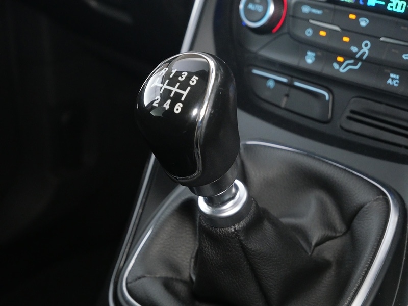 Used Ford Kuga 2018 for sale - 77423049: Photo 38