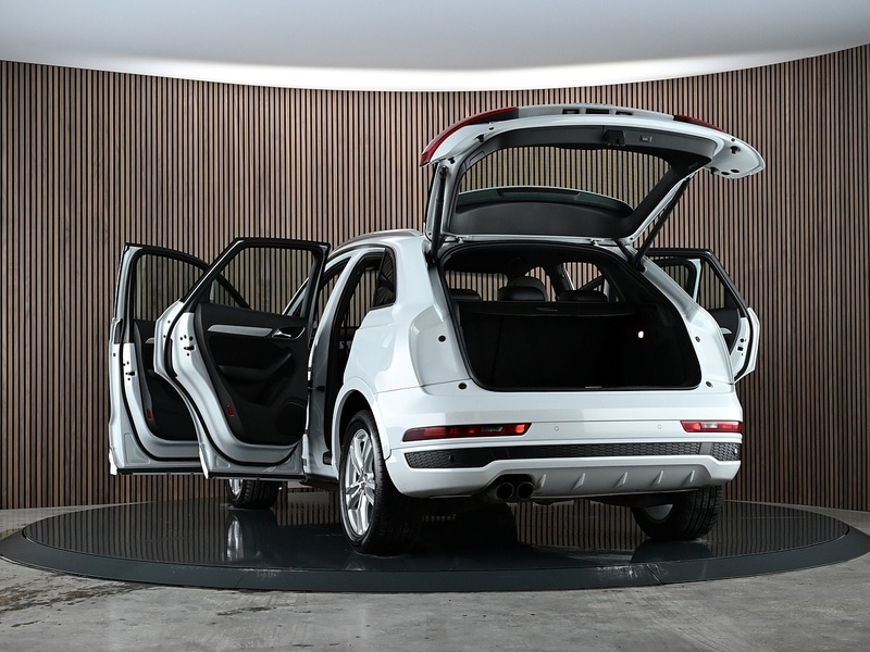 Used Audi Q3 2015 for sale - 77437836: Photo 17