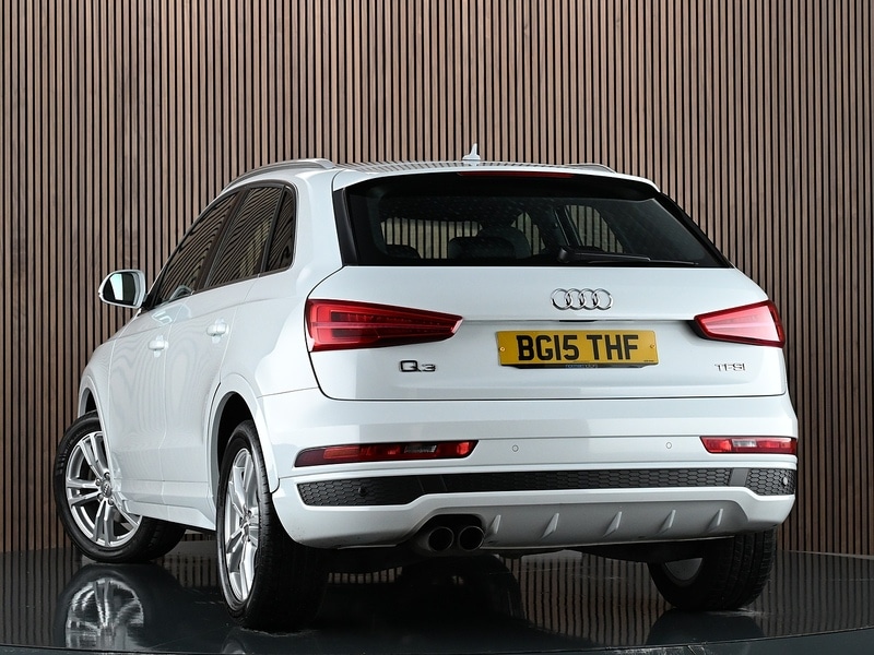 Used Audi Q3 2015 for sale - 77437836: Photo 2