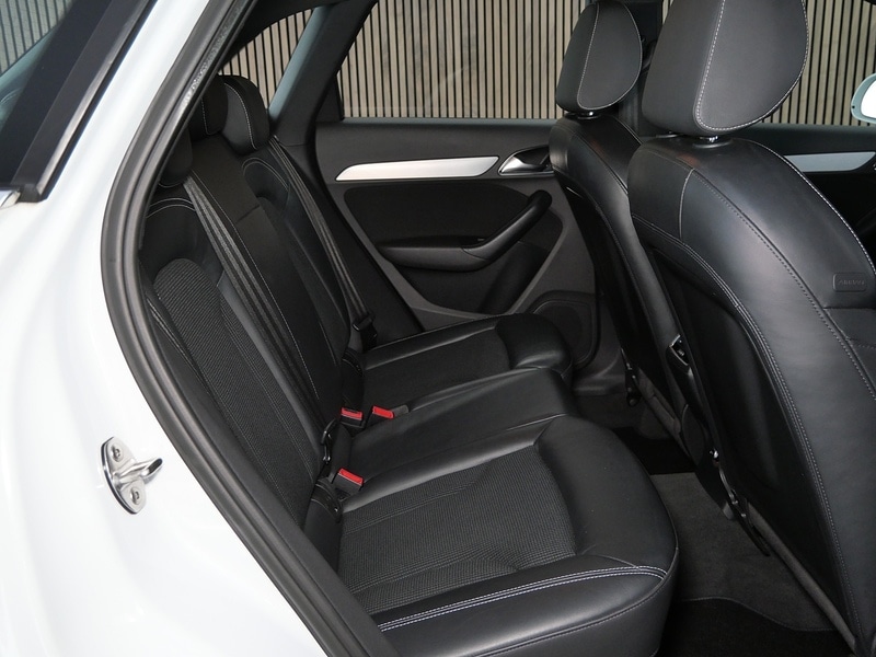 Used Audi Q3 2015 for sale - 77437836: Photo 33