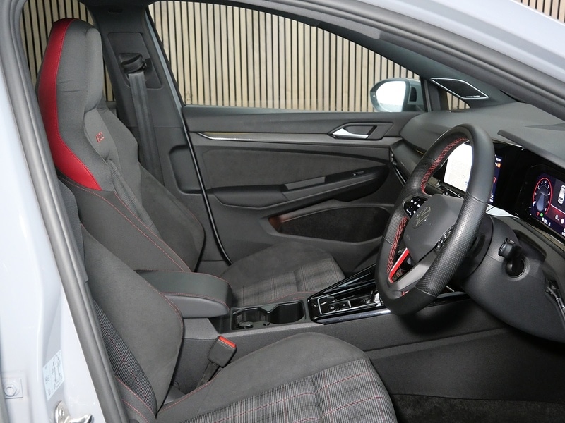 Used Volkswagen Golf 2024 for sale - 77953474: Photo 33