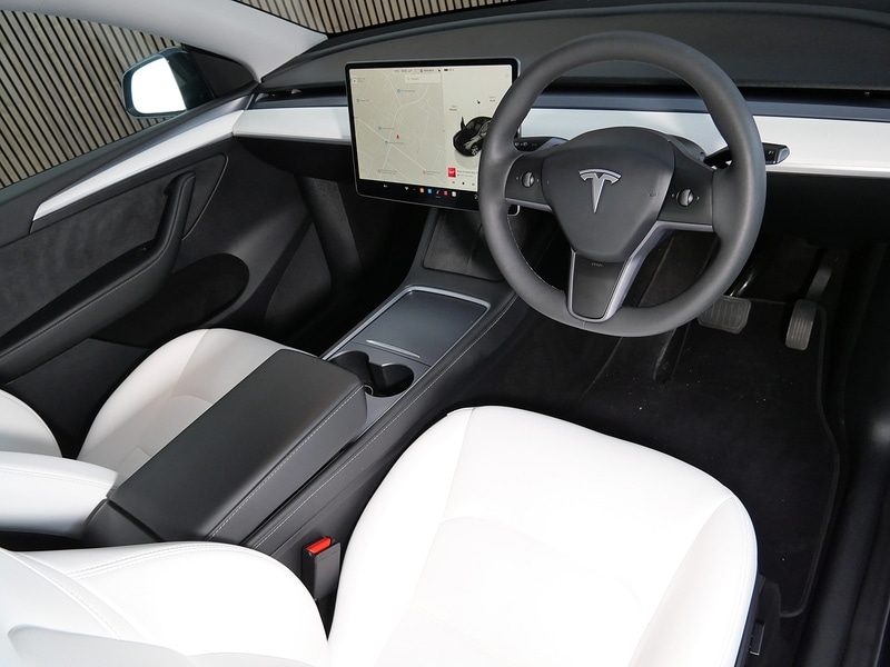 Used Tesla Model Y 2023 for sale - 77840743: Photo 3