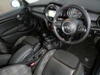 Used MINI Hatch 2017 for sale - 78371507: Photo