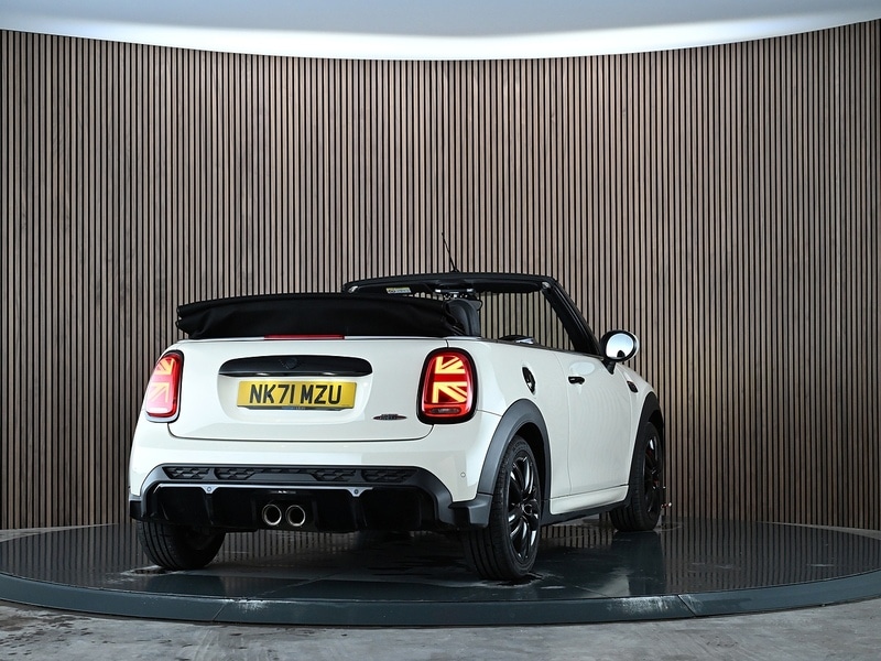 Used MINI Convertible 2021 for sale - 77840694: Photo 10