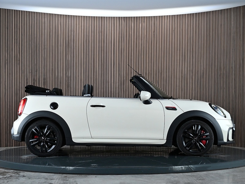 Used MINI Convertible 2021 for sale - 77840694: Photo 11