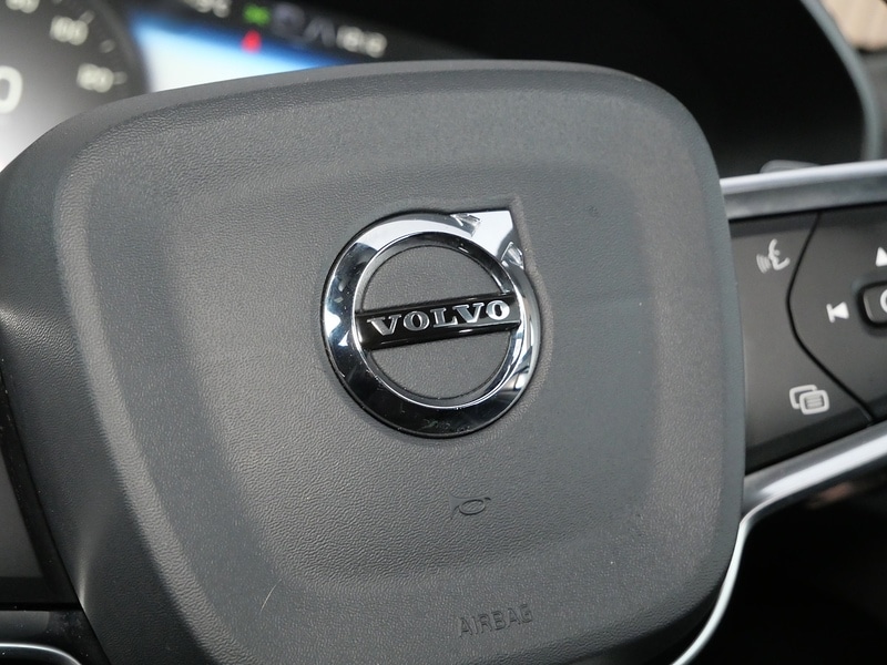 Used Volvo XC40 2020 for sale - 77384752: Photo 37