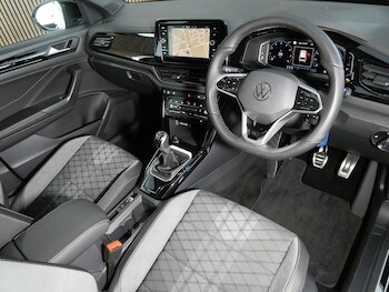 Used Volkswagen T-Roc 2023 for sale - 78871546: Photo