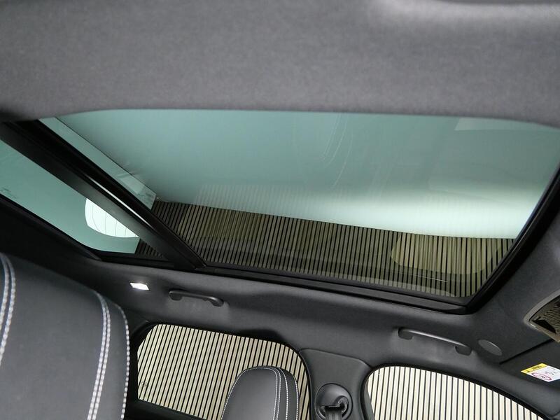 Used Land Rover Range Rover Velar 2022 for sale - 78201210: Photo 35