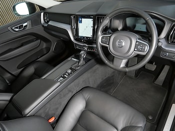 Used Volvo XC60 2019 for sale - 78975706: Photo