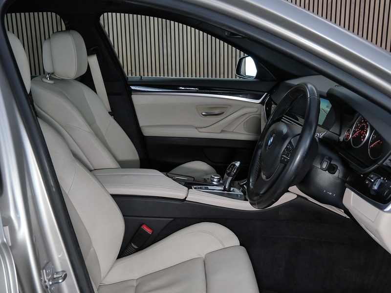 Used BMW 5 Series 2011 for sale - 77920922: Photo 31