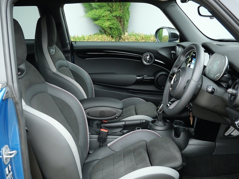 Used MINI Hatch 2023 for sale - 77384807: Photo 21