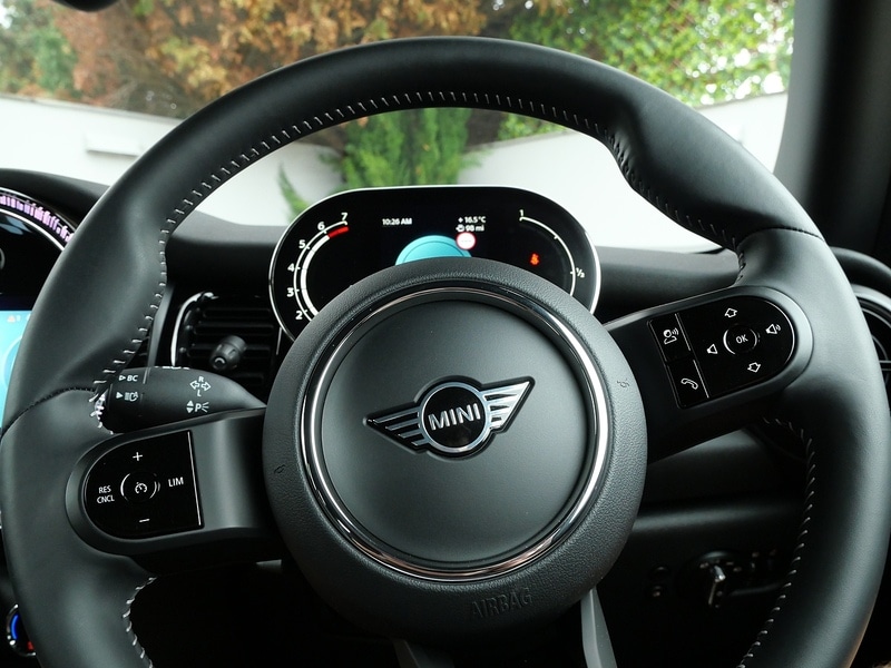 Used MINI Hatch 2023 for sale - 77384807: Photo 27