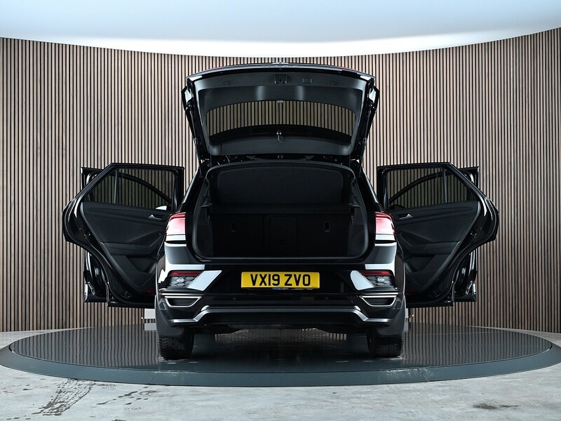 Used Volkswagen T-Roc 2019 for sale - 77840705: Photo 18