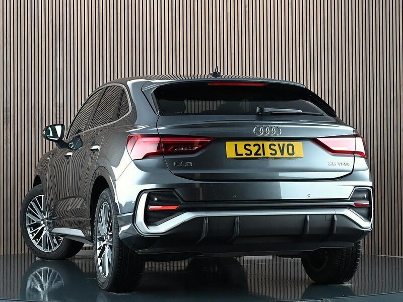 Used Audi Q3 2021 for sale - 77392601: Photo 2