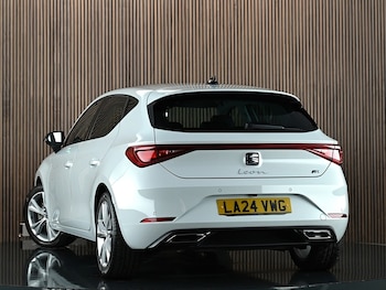 Used SEAT Leon 2024 for sale - 78659053: Photo
