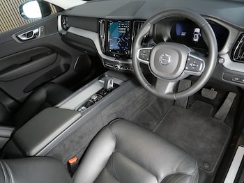 Used Volvo XC60 2023 for sale - 79197801: Photo