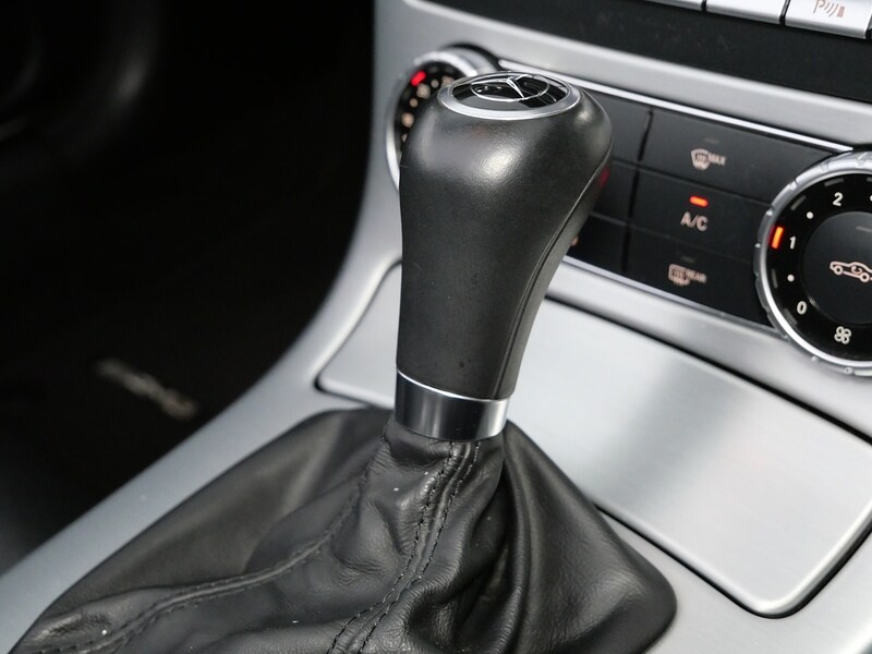 Used Mercedes-Benz SLK 2013 for sale - 77437835: Photo 37